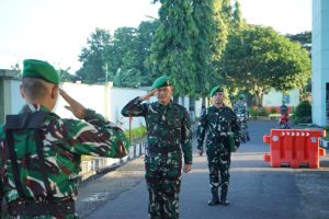 Korem 162/Wira Bhakti Gelar Upacara Bendara Mingguan Awal Bulan Mei 2026