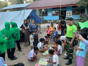 Tim Trauma Healing Korem 162/WIRA BHAKTI Hadirkan Semangat dan Keceriaan Bagi Korban Bencana di NTT